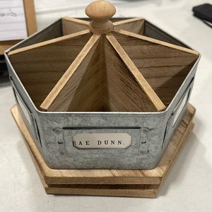 Rae Dunn pen/pencil holder- New with tags.